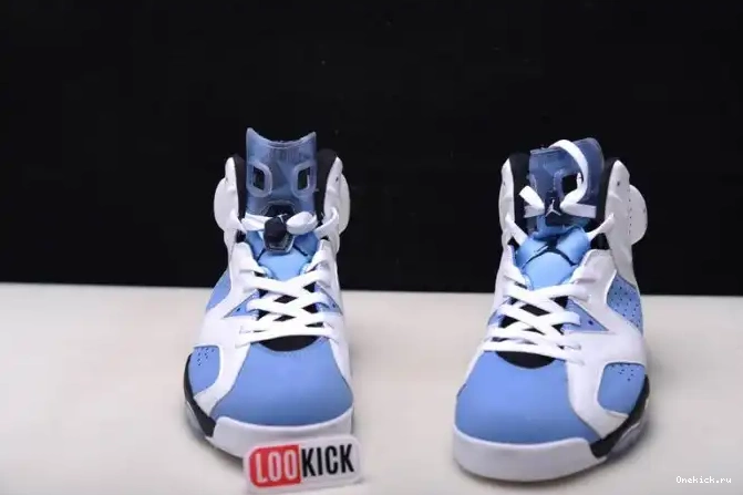 One Kick CT8529-410 Jordan UNC Air 6 0626